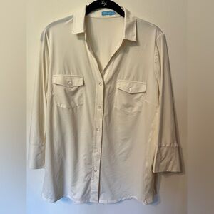 J. McLaughlin size XL cream button down stretch shirt